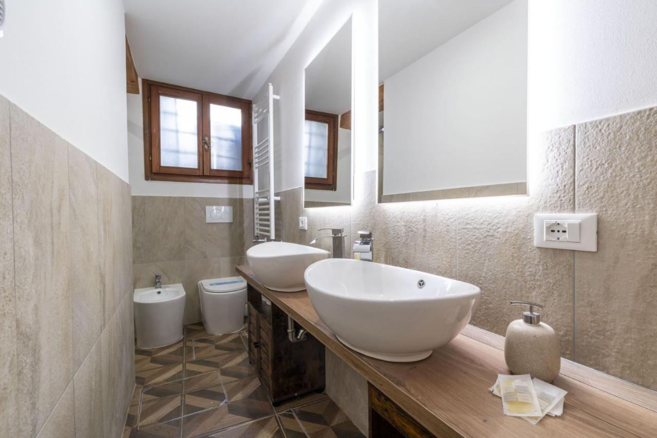 Il Nido Di San Stae Apartment Venesia Bagian luar foto