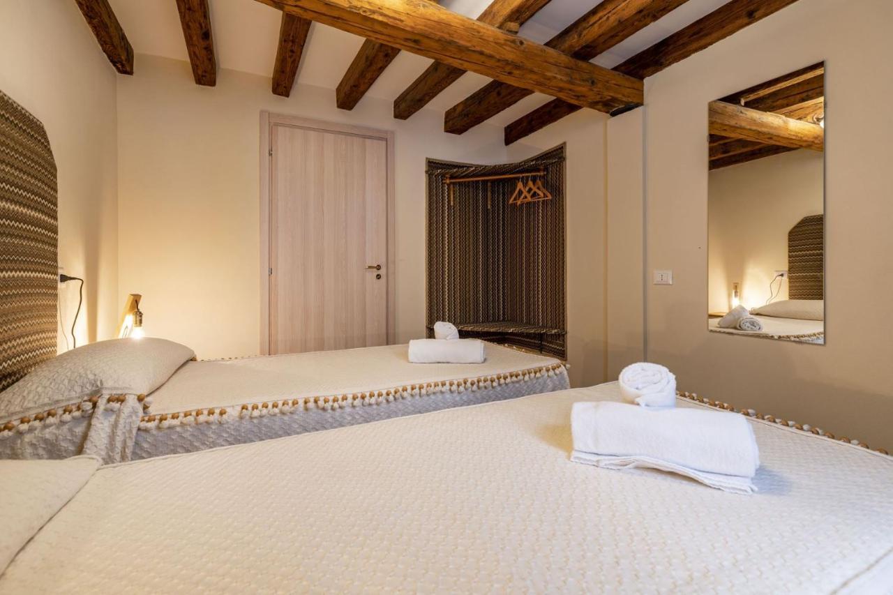 Il Nido Di San Stae Apartment Venesia Bagian luar foto